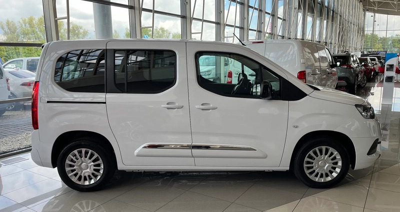 Toyota Proace City Verso cena 120500 przebieg: 3, rok produkcji 2023 z Jeziorany małe 67